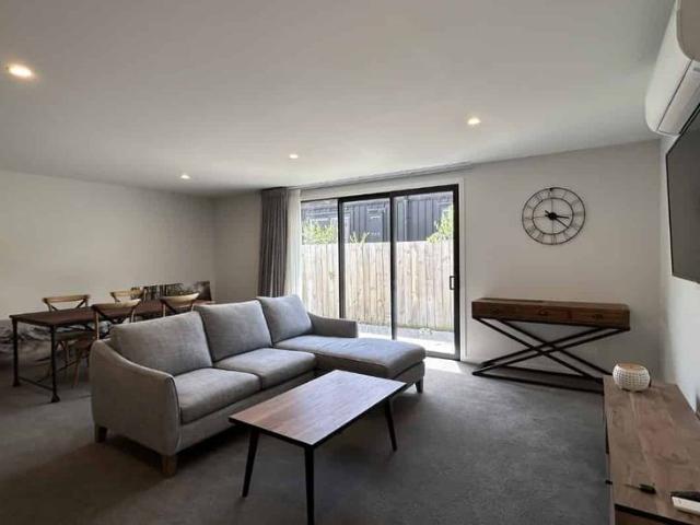 House for rent in Lake Hayes Estate, Queenstown-Lakes District