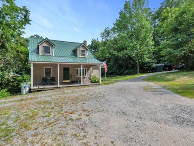 House for sale in Naples, Maine