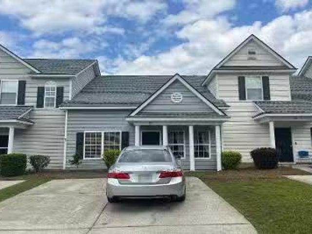 House for sale in Summerville