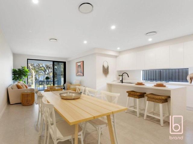 Duplex for rent in Tuggerawong, New South Wales