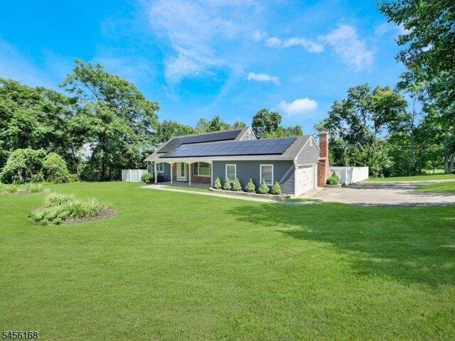 House for sale in Glenwood, New Jersey
