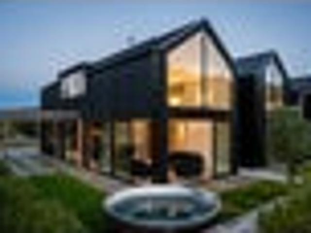 House for sale in Otakou