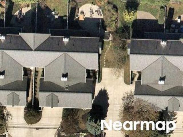 Townhouse for sale in Rocky River, Ohio