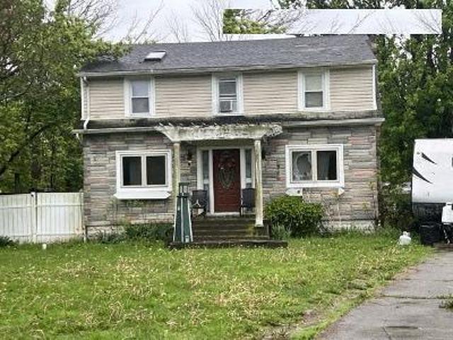 House for sale in Niagara, New York