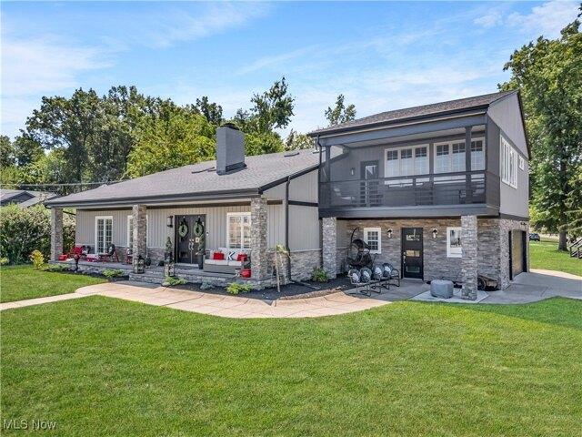 House for sale in Avon Lake
