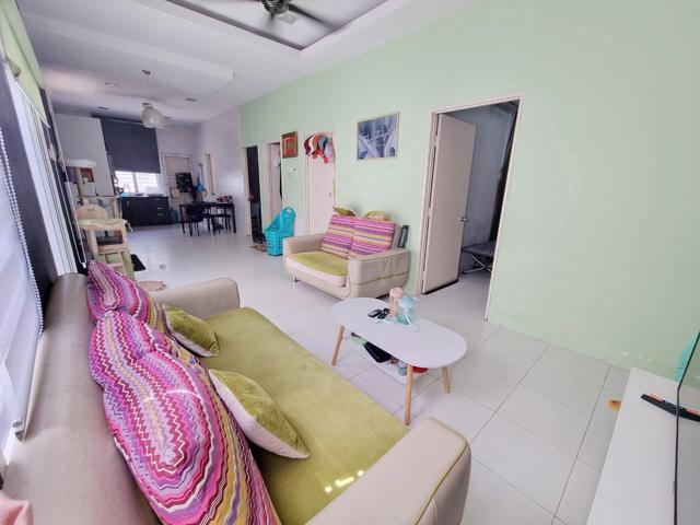 Townhouse for sale in Petaling, Subang Jaya
