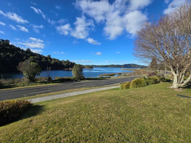 Apartment for rent in Lake Rotoma, Bay Of Plenty