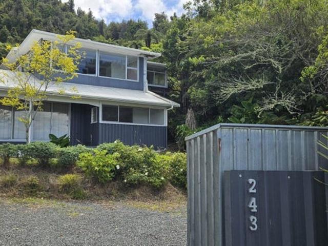 Apartment for rent in Lake Rotomā, Rotorua Lakes District