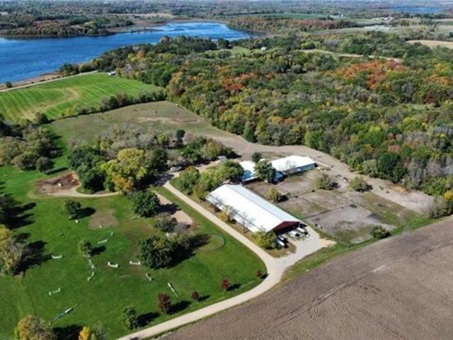 House for sale in Maple Plain, Minnesota