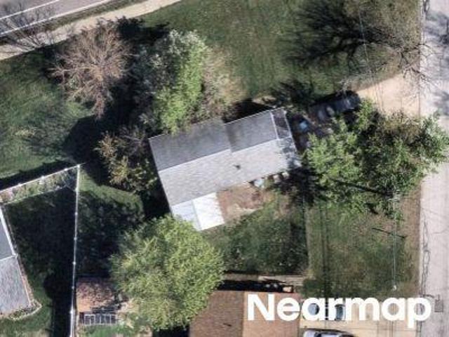 House for sale in Will-O-Bee-on-the-Lake, Willoughby