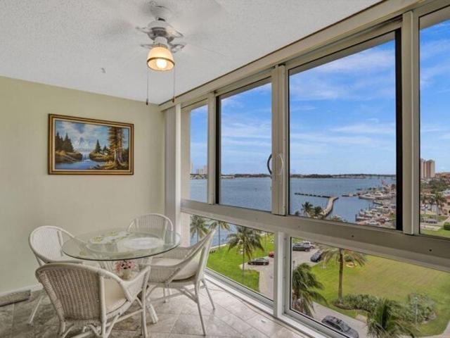 Condo for sale in Lake Park
