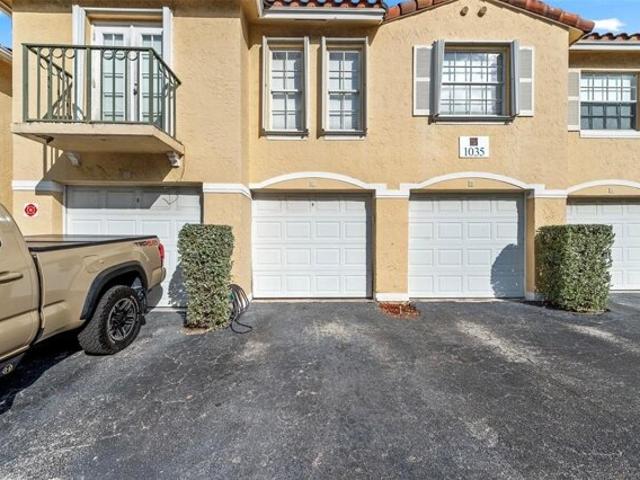 Condo for sale in Lake Park, Florida
