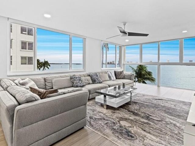 Condo for sale in Lake Park