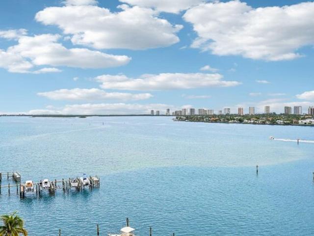 Condo for sale in Riviera Beach