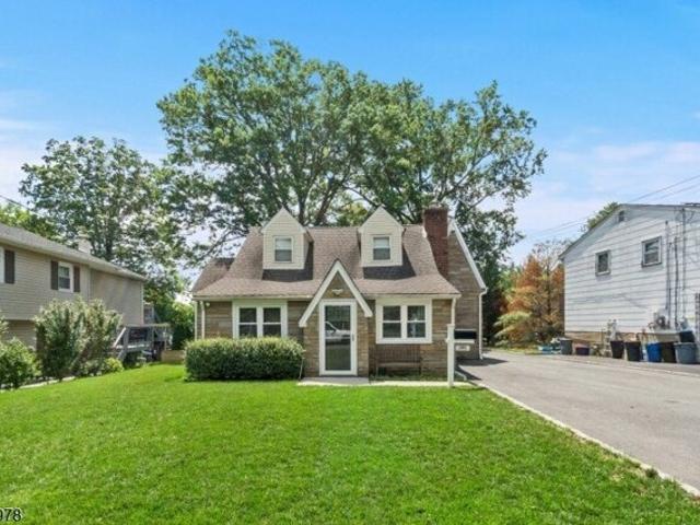 House for sale in Parsippany, New Jersey