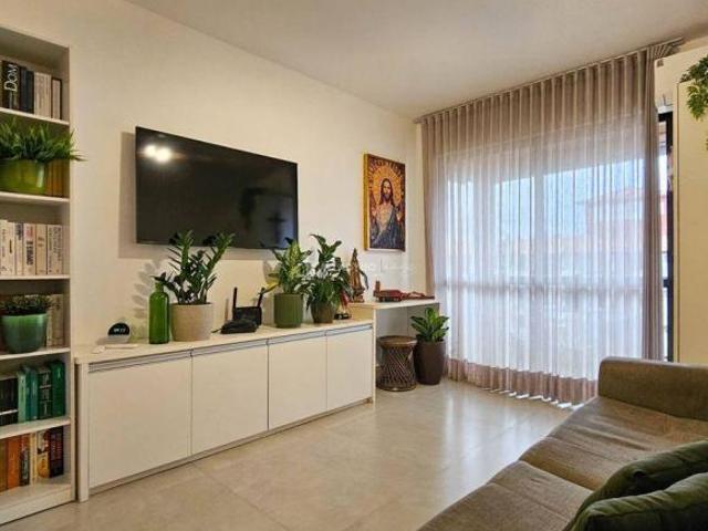 Apartamento venda em Região Geográfica Imediata do Distrito Federal, Região Integrada de Desenvolvimento do Distrito Federal e Entorno