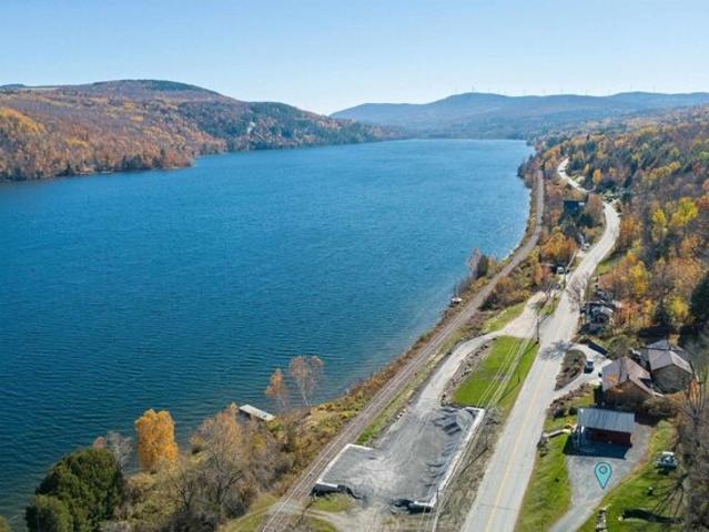House for sale in Crystal Lake Falls Historic District, Barton