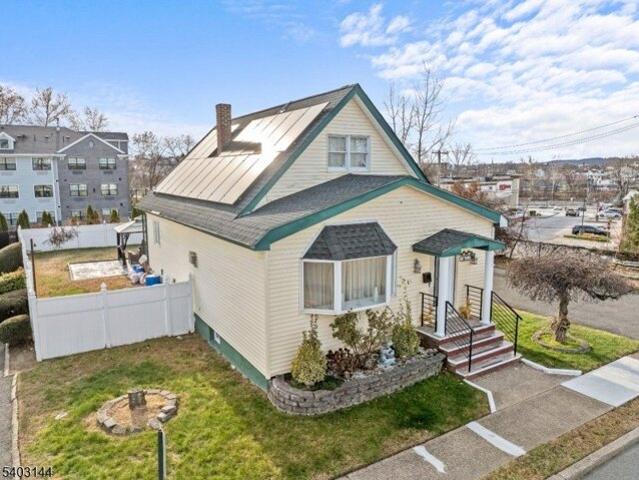House for sale in Fair Lawn, New Jersey