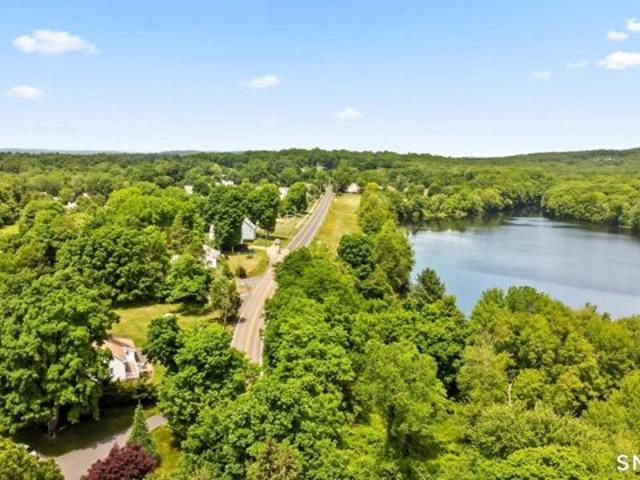 House for sale in Bolton, Capitol Planning Region