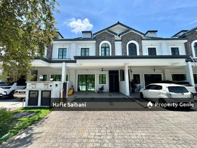 Terraced House for sale in Tanjong Sepat, Selangor