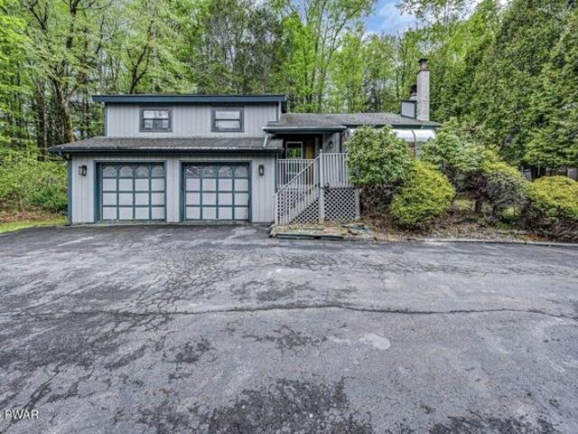 House for sale in Hamlin, Pennsylvania