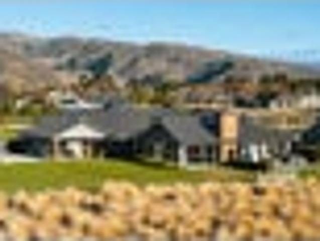 House for sale in Otakou