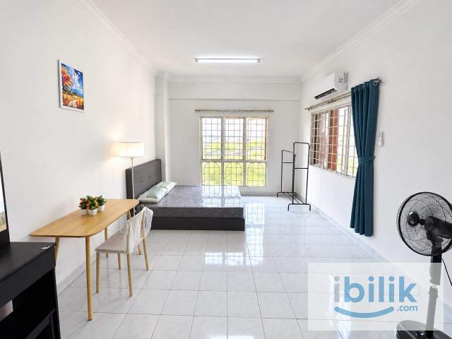 Room for rent in PJS 10, Petaling Jaya