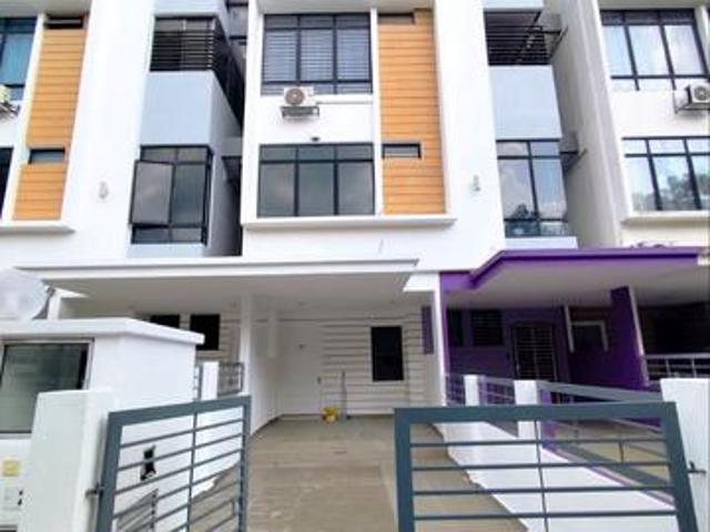 Bungalow for sale in Petaling, Subang Jaya