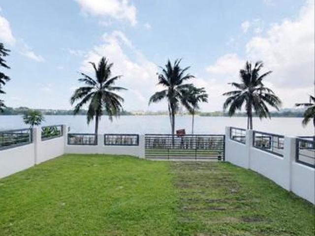 Townhouse for sale in Petaling, Subang Jaya