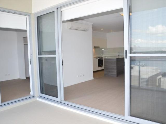 Apartment for rent in Varsity Lakes, Gold Coast City