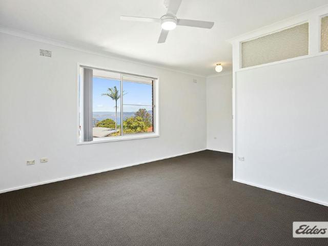 Apartment for rent in Lake Heights, Wollongong City Council