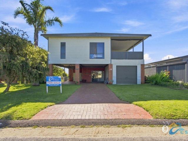 House for sale in Loch Sport, Victoria