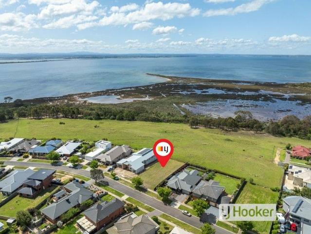 Land for sale in Paynesville, Victoria