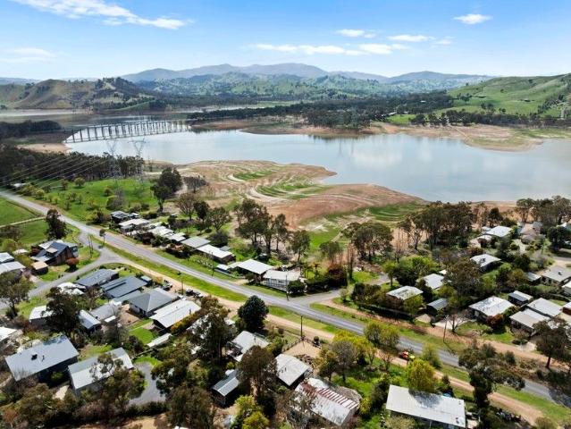 House for sale in Bonnie Doon, Victoria