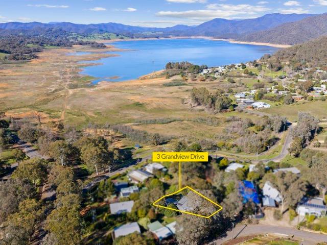 House for sale in Goughs Bay, Victoria