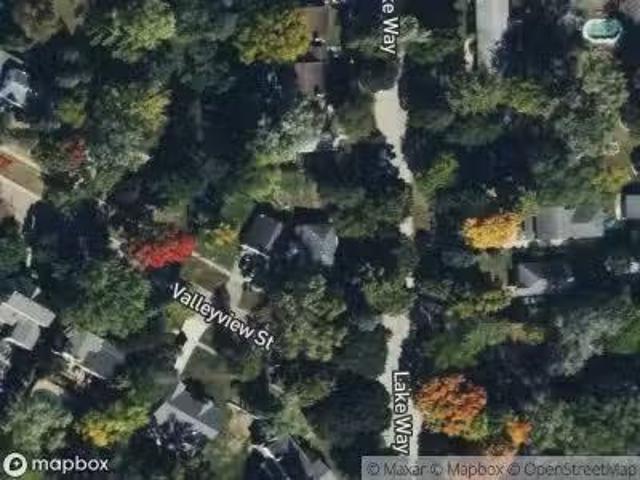 House for sale in Farmington