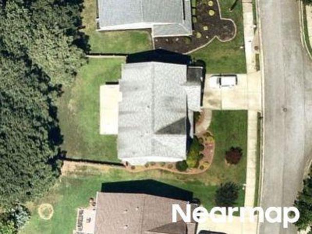 House for sale in Red Oak, Georgia