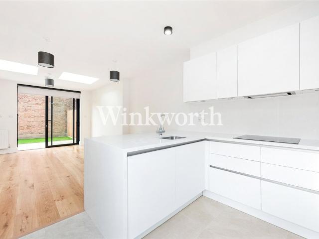 Apartment for rent in Noel Park, Greater London