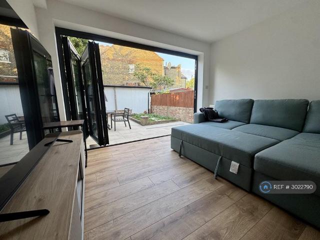 Apartment for rent in Harringay, Greater London