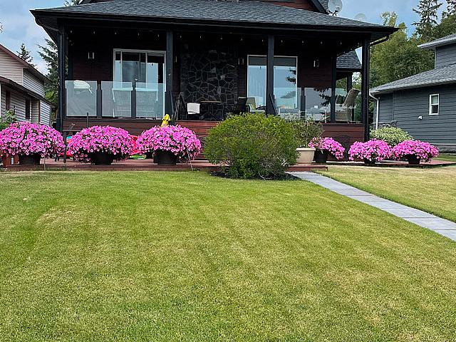 House for sale in Montrose, British Columbia