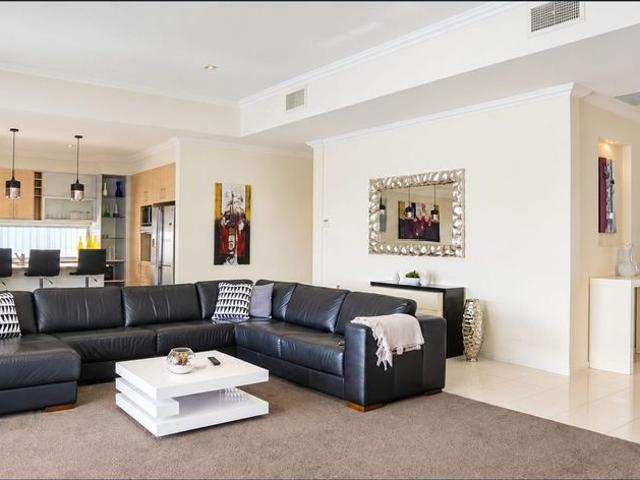 House for rent in Coombabah, Gold Coast City