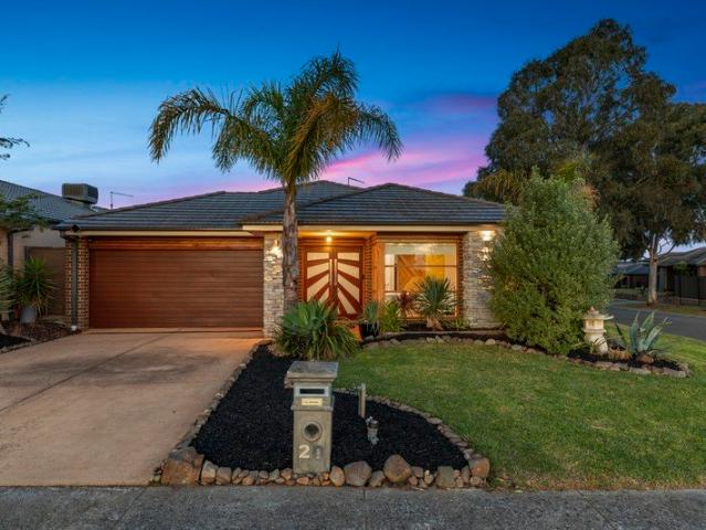 House for sale in Cardinia Lakes Estate, Melbourne