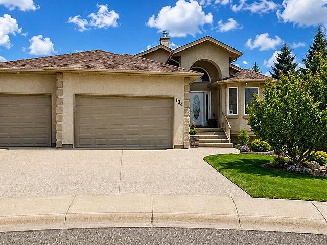 House for sale in Lethbridge, Alberta