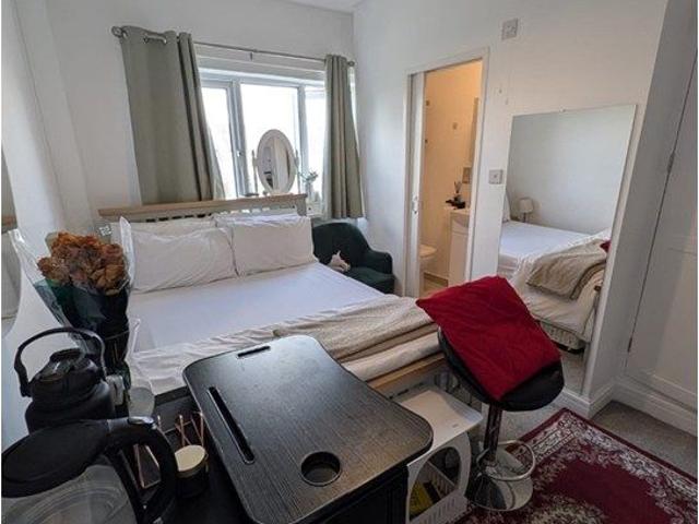 Room for rent in London Borough of Croydon, Thornton Heath