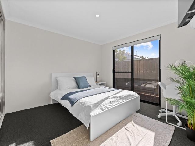 Room for rent in Parklands, Western Australia