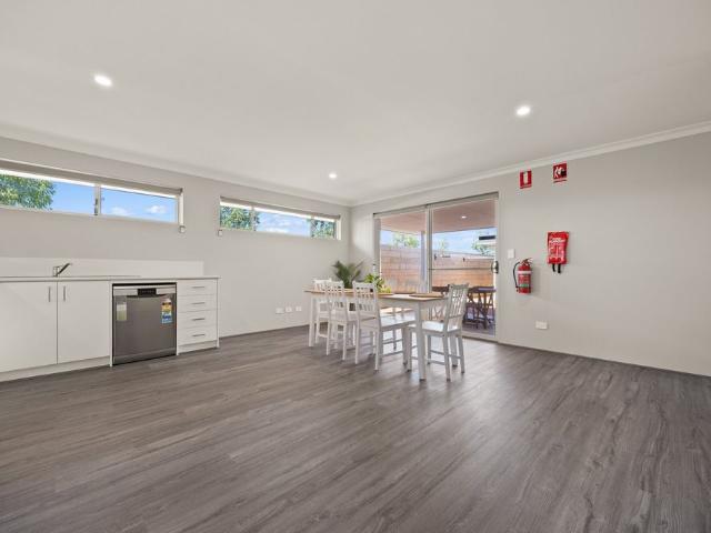 Room for rent in Parklands, Western Australia