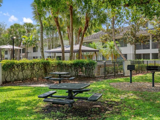 Apartment for rent in Plantation