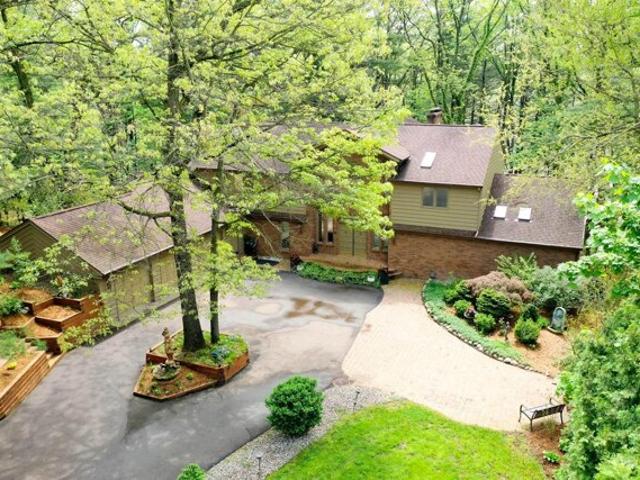 House for sale in Kalamazoo