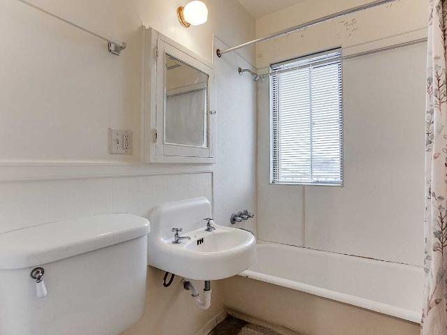 Apartment for rent in Hennepin, Minnesota