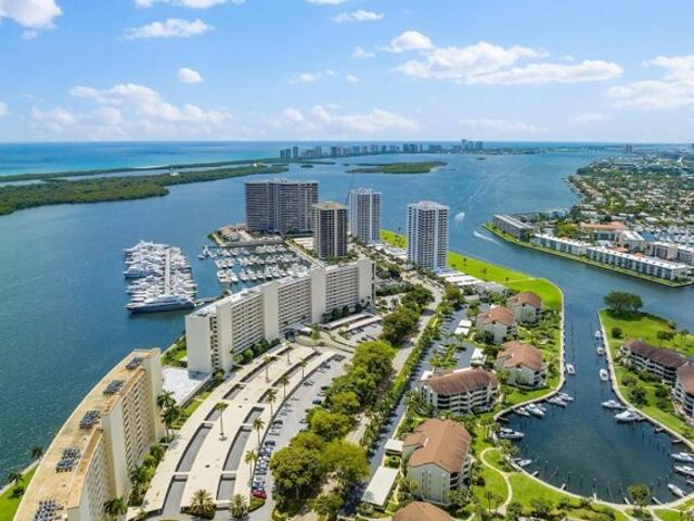 Condo for sale in North Palm Beach